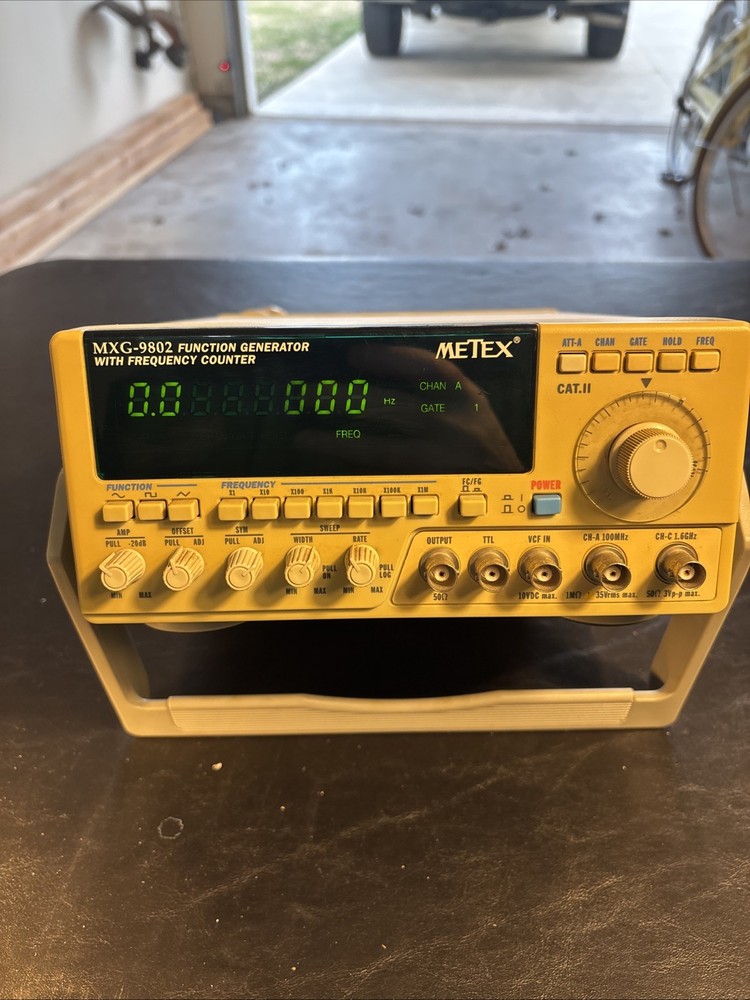 Metex MXG-9802 Function Generator With Frequency Counter. With Power Cord