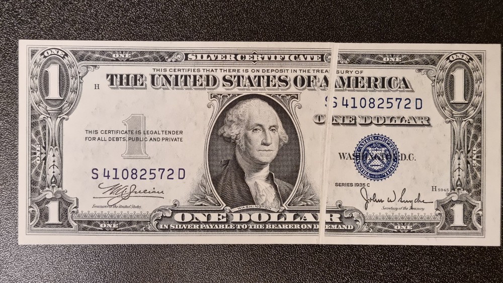 1935 C One Dollar Silver Certificate $1 Bill ERROR - Gutter Fold UNC #98904