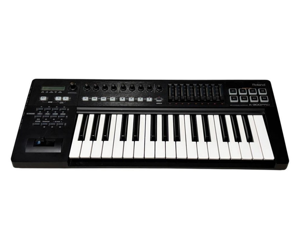 Roland A-300PRO-R MIDI Keyboard Controller 32-Key USB DAW Controller Tested JP