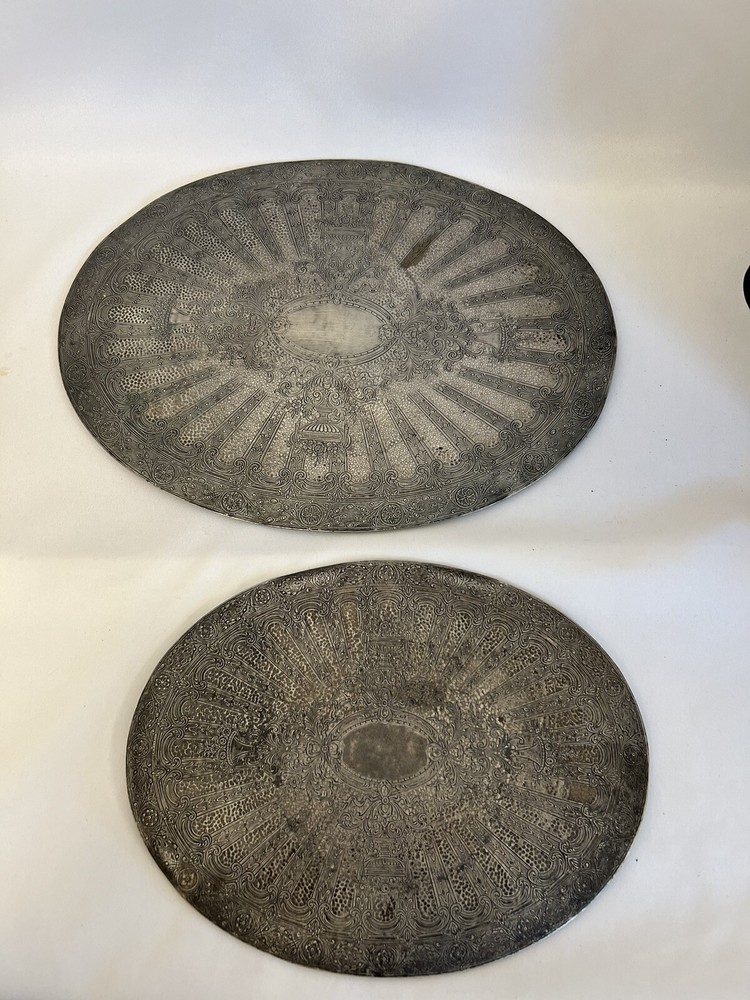 2 Vintage Silver-plate Round Oval Scroll Etched Trivet Hot Pad Plates Felt Back