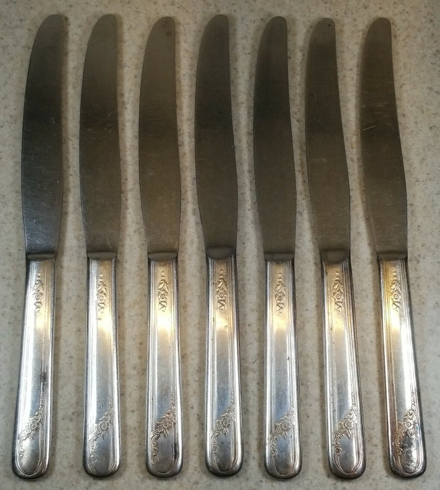 ONEIDA COMMUNITY SILVERPLATE TUDOR FLATWARE QUEEN BESS 7 SOLID DINNER KNIVES 9"