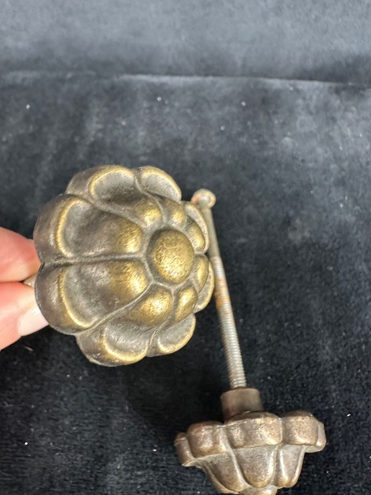 Vintage Brass Knobs 2 Round Knobs Vtg Hardware Antiqued Brass 1.25" GrannyCore