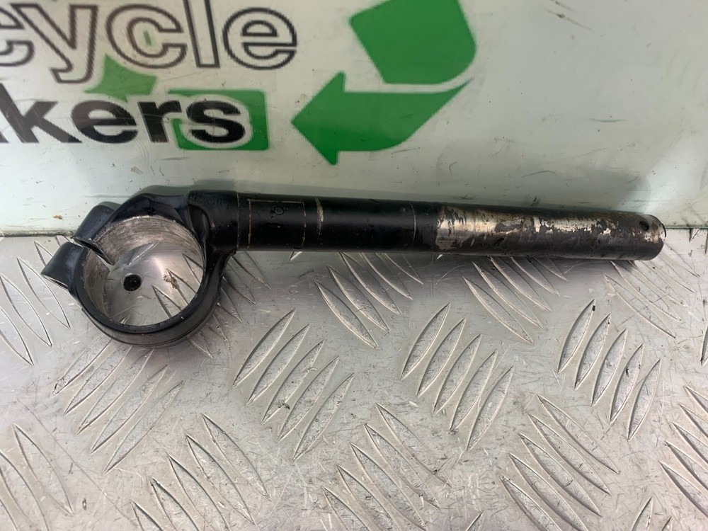 HONDA CBR600 CBR 600 FX FY RIGHT HANDLEBAR  YEAR 1999-2000 (CMB1287)