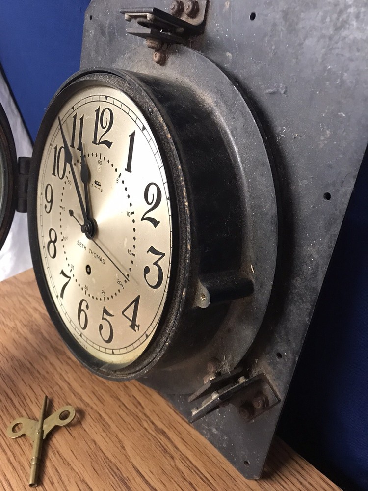 Seth Thomas Naval Type ship clock made in USA Working Condition