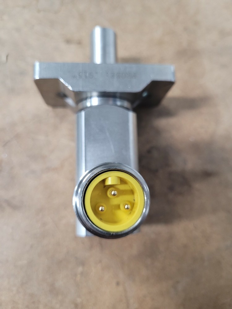 GO SWITCH 7F-23658-DCA3906 120vac