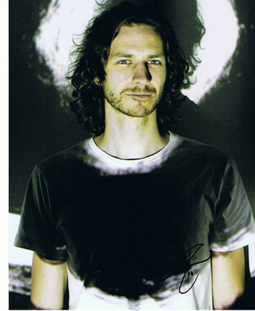 GOTYE signed 8x10 photo PROOF