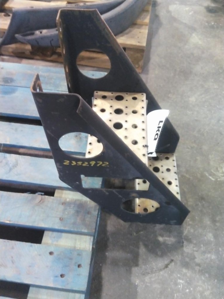 Replaces 2012 FREIGHTLINER CASCADIA 113 FRAME STEP , MN