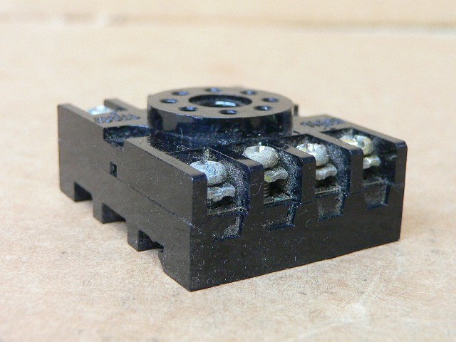 Omron Pf083n Relay Socket