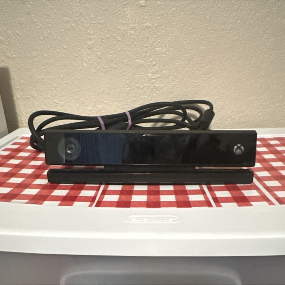 Microsoft Xbox One Kinect Motion Sensor Camera Black for Xbox One Console