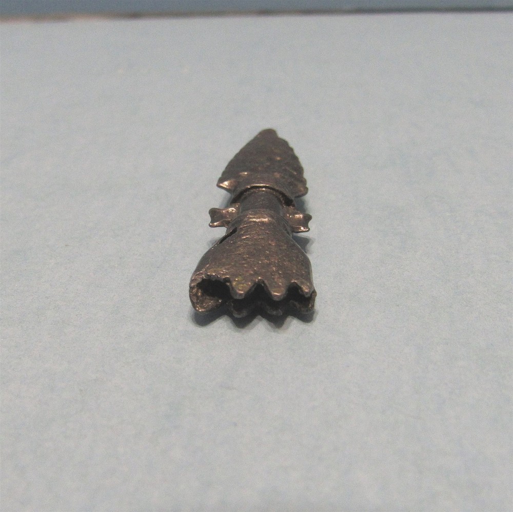 Black Cast Metal ARROWHEAD Flat Insert Point at Back 2" long