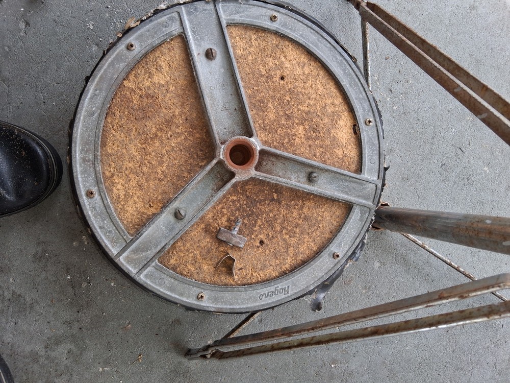 Vintage Rogers Drum Throne Free Ship