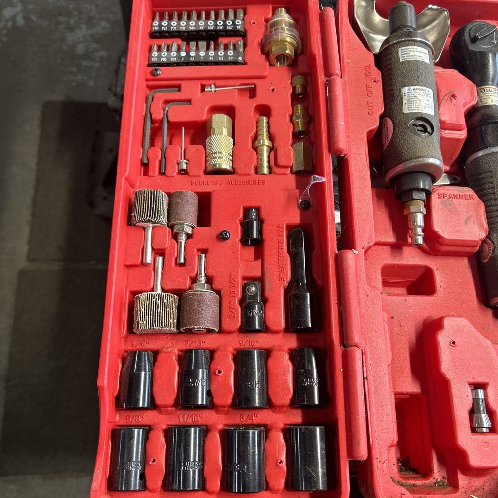 Mastergrip 77 pc Air Tool Set Missing Some Impact Spanner Die Grinder Ratchet ++