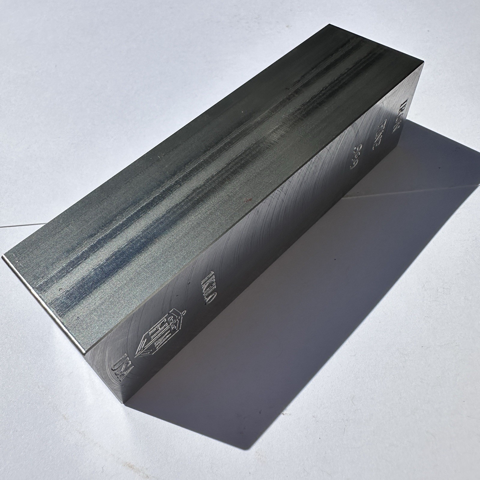 1 Kilo Iron Bullion Bar / Paperweight - Defective Finish (Rust)