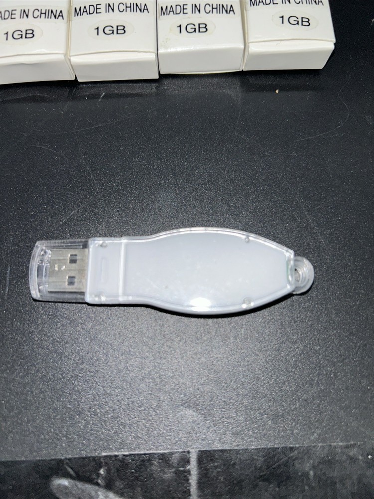 1gb Flash Drive. New. 5 Total