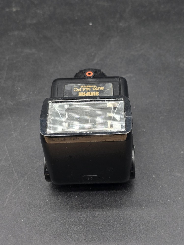 Sunpak Auto 144 PC Flash (M5)