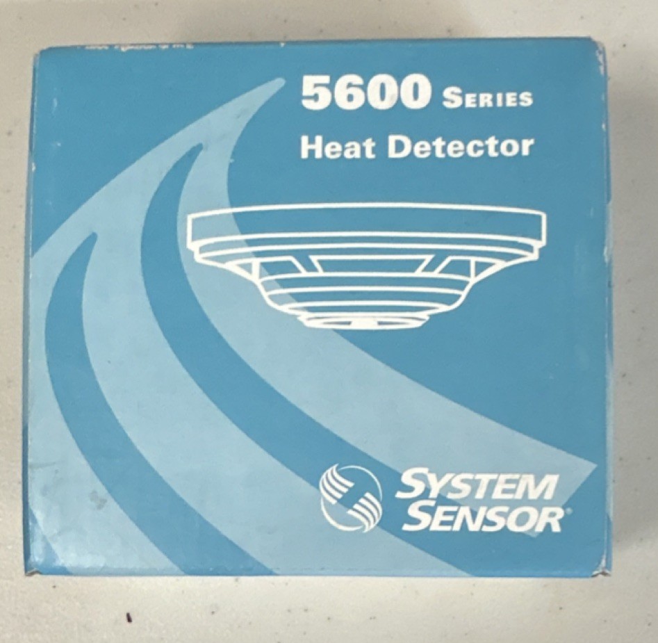 System Sensor 5604 Heat Detector Single Circuit 194°F Fixed Temp