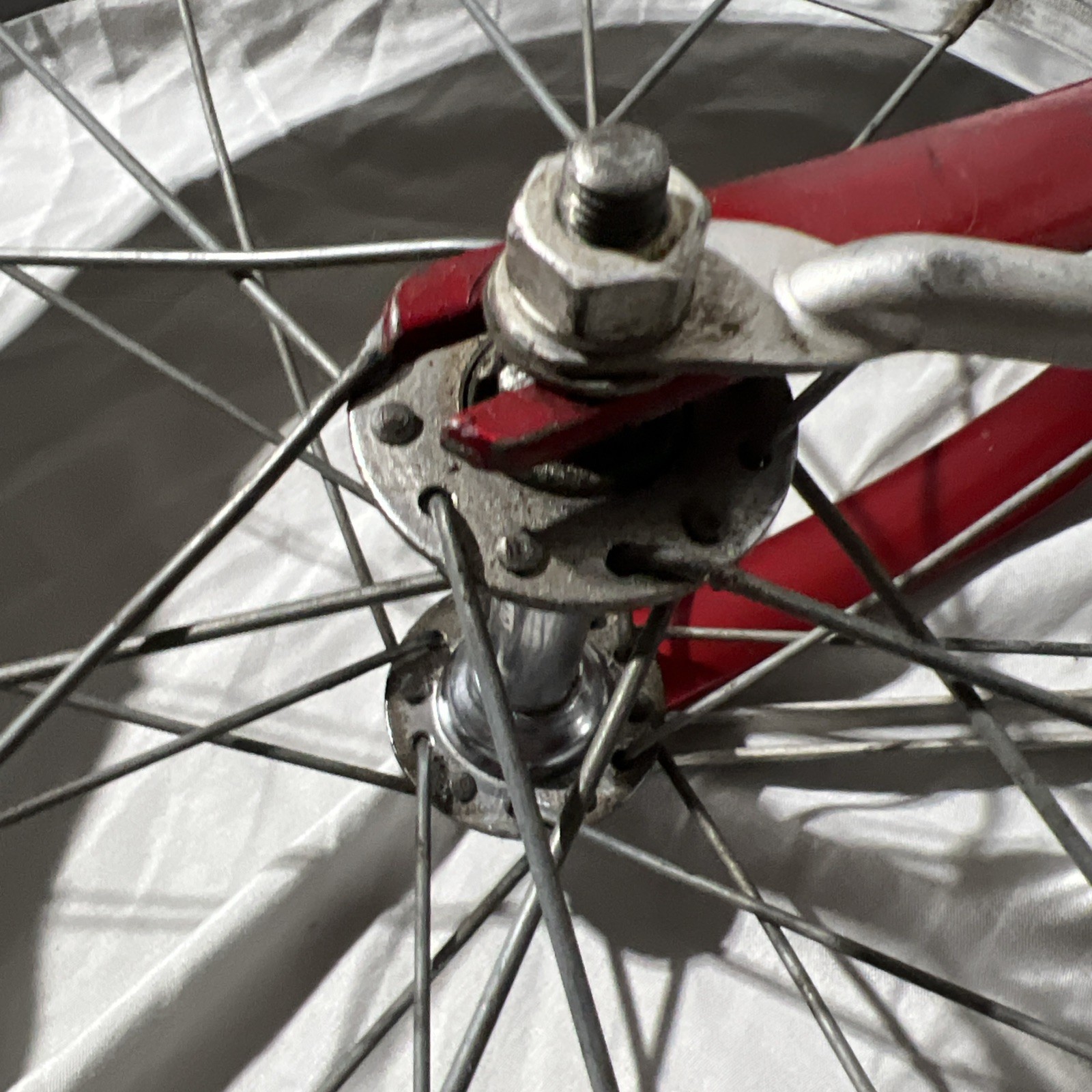 **** Vintage Red Schwinn Tires Rims Fenders NICE Stingray PIXIE 16” Wheels ****