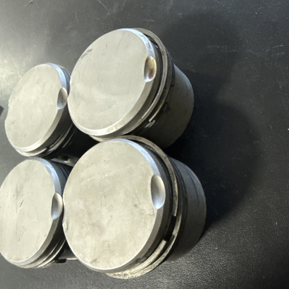 Continental A65 pistons