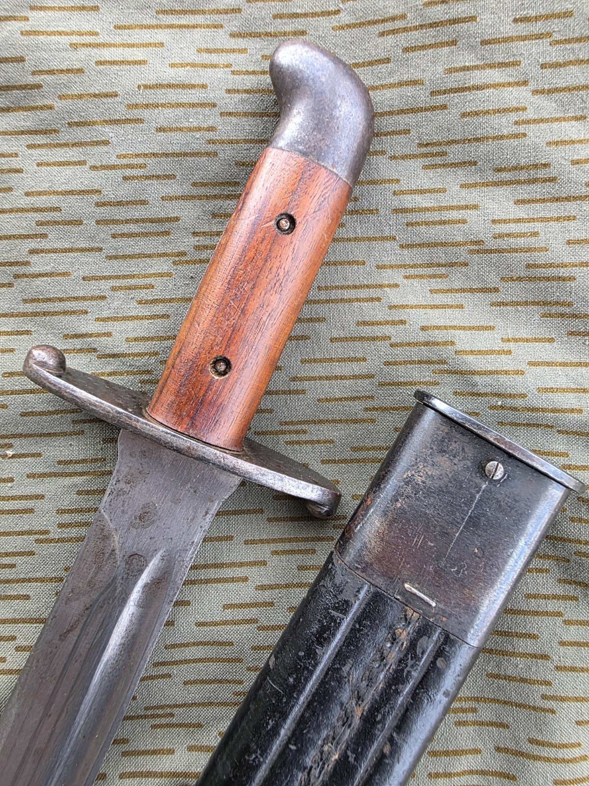 BRAZILIAN Model 1908 ARTILLERY SHORT SWORD & SCABBARD Brazil