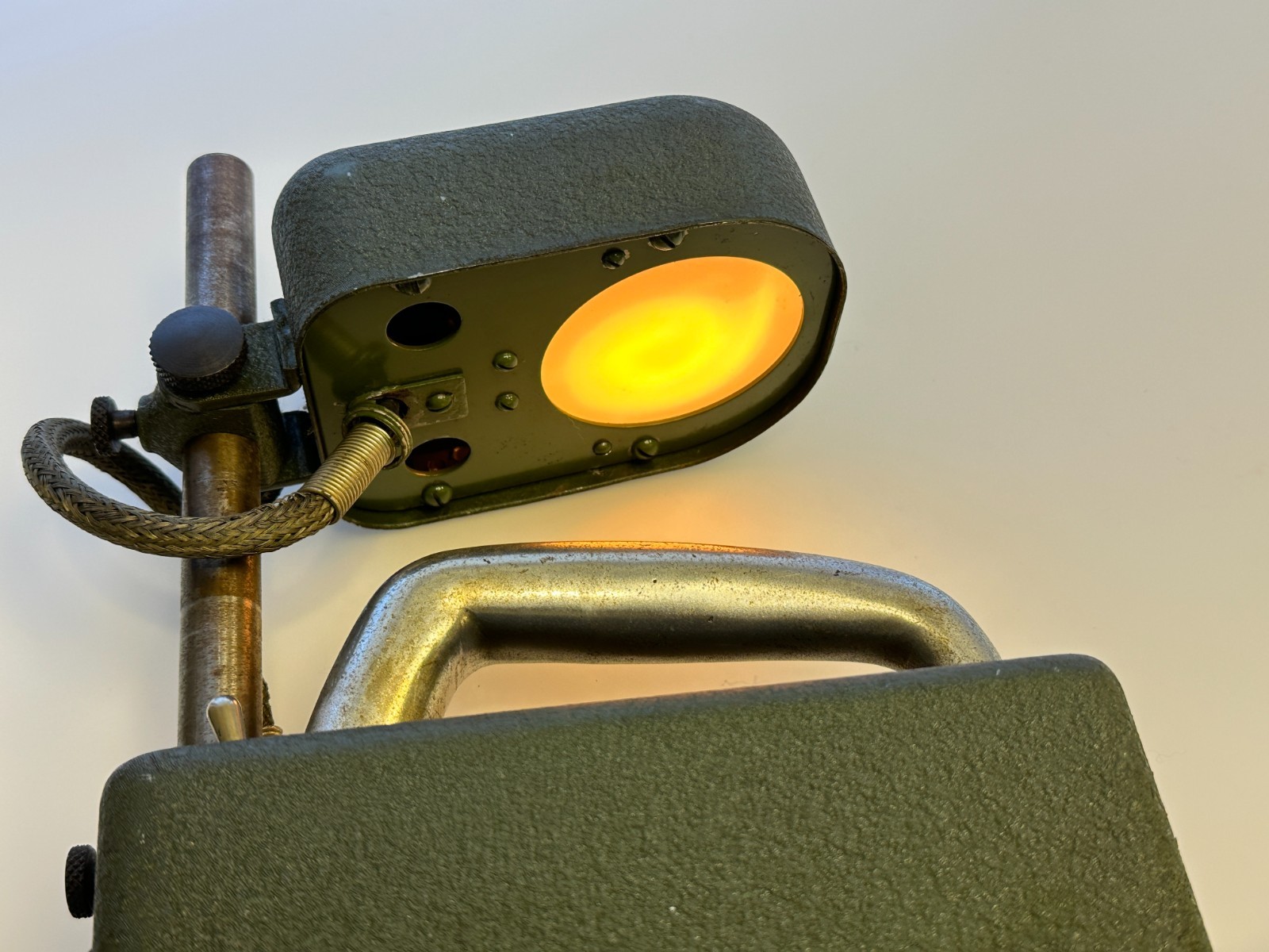 DoALL (DesPlaines IL) Monolight Interference Band, 110 Volt Model 2 Inch, Tested