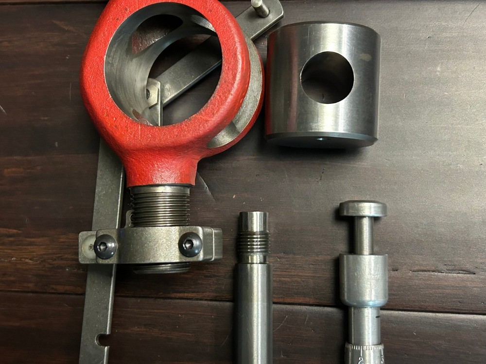 Hornady Lock-N-Load AP Automatic Press, Clean, with #2 Shell Plate