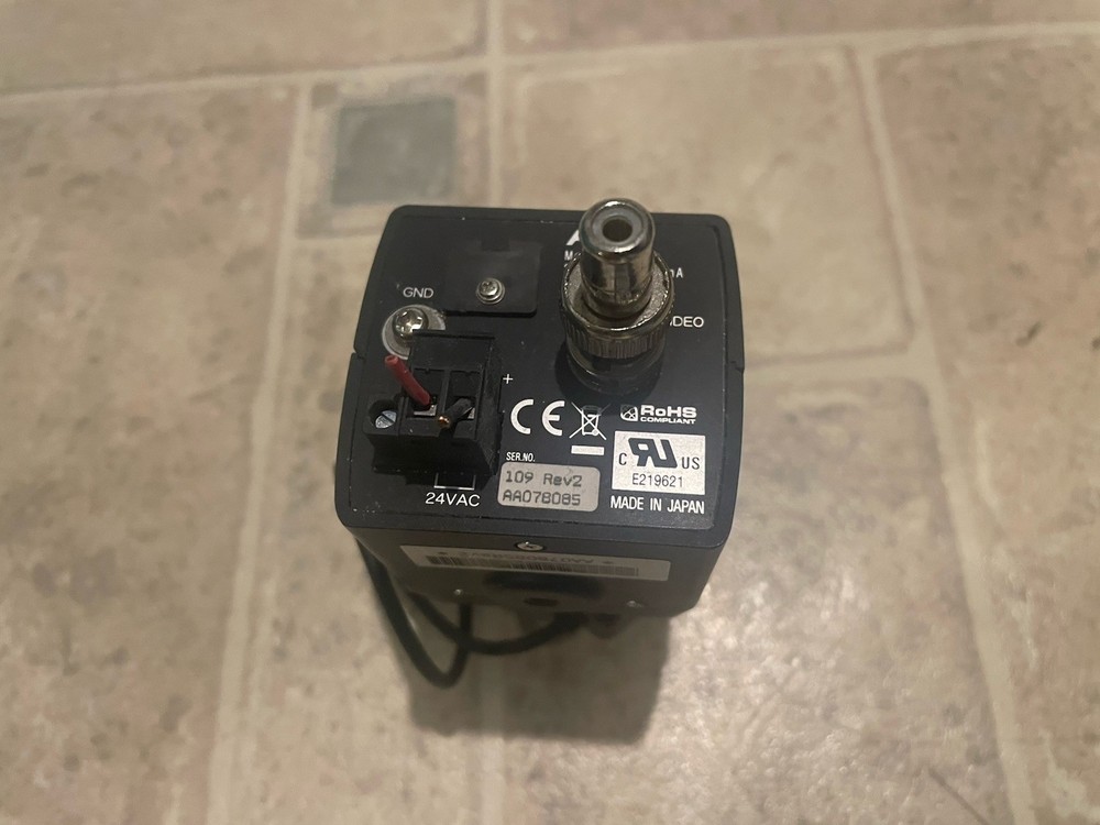 Pelco 24 Volt Camera . . **L@@k**