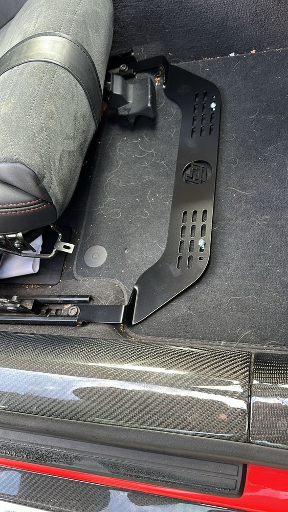 Fire extinguisher mount holder bracket for Audi R8