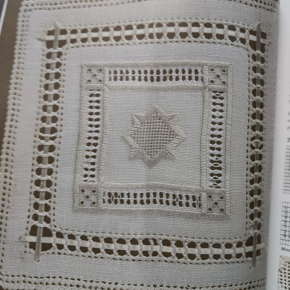 Needle Pointers Magazine Back Issue November 2005