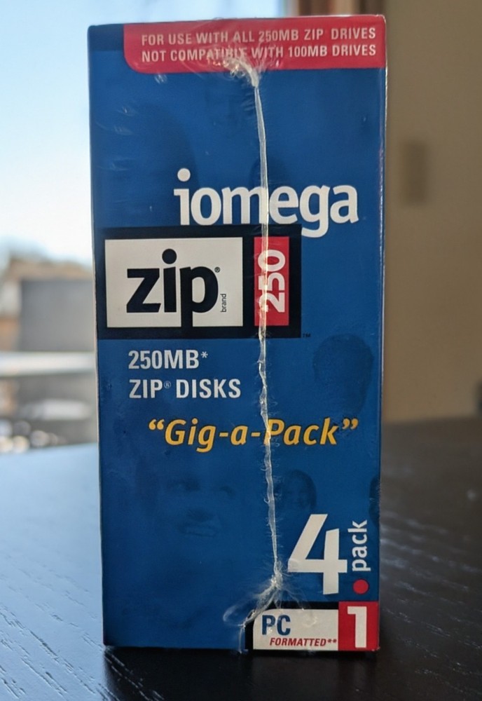 iOmega Zip 250MB Zip Disks 4-Pack *Unopened*