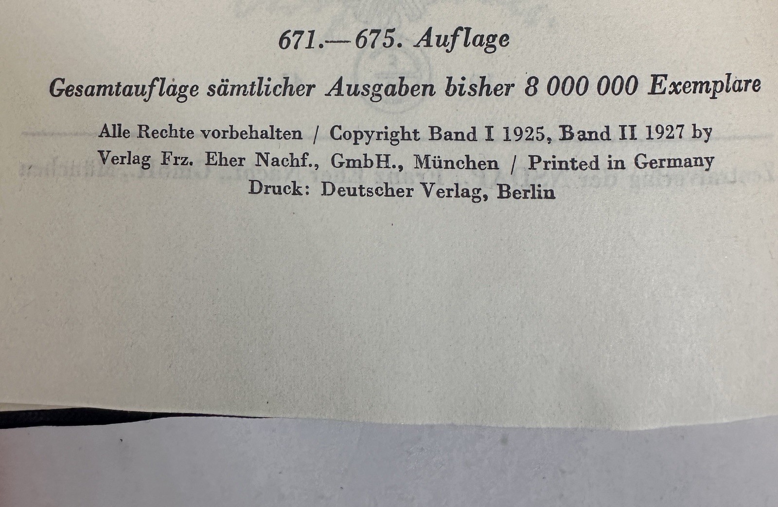 WWII 1941 German Edition - US Colonel Signed War Trophy - Paris 1945 - Gold Leaf