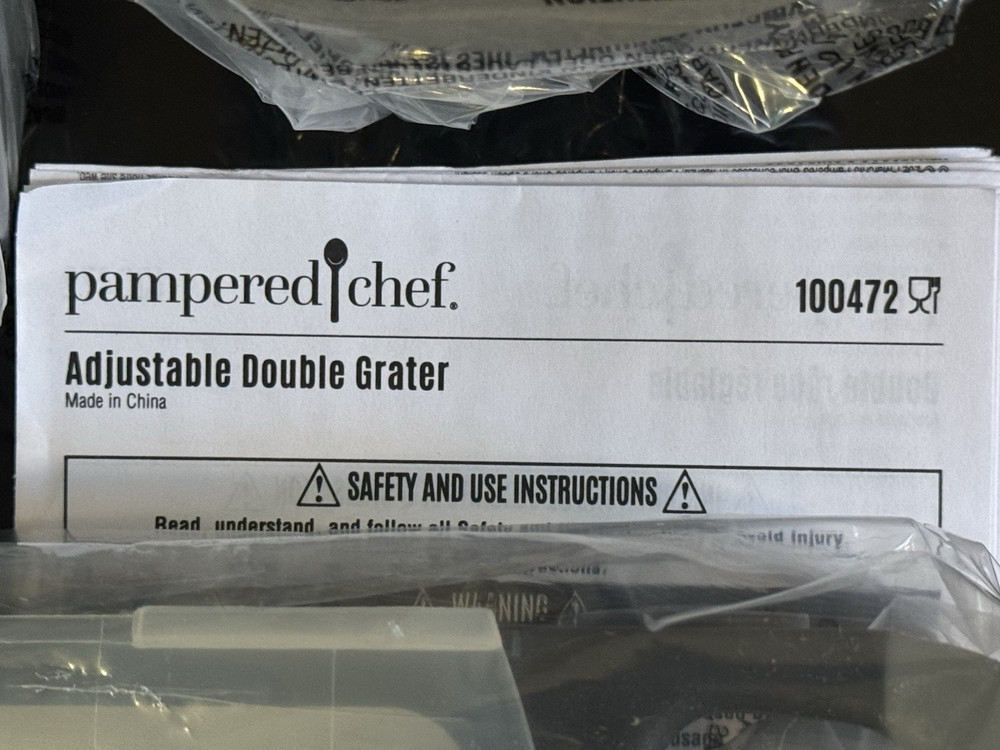 NEW! Pampered Chef ADJUSTABLE DOUBLE GRATER #100472 NIB!