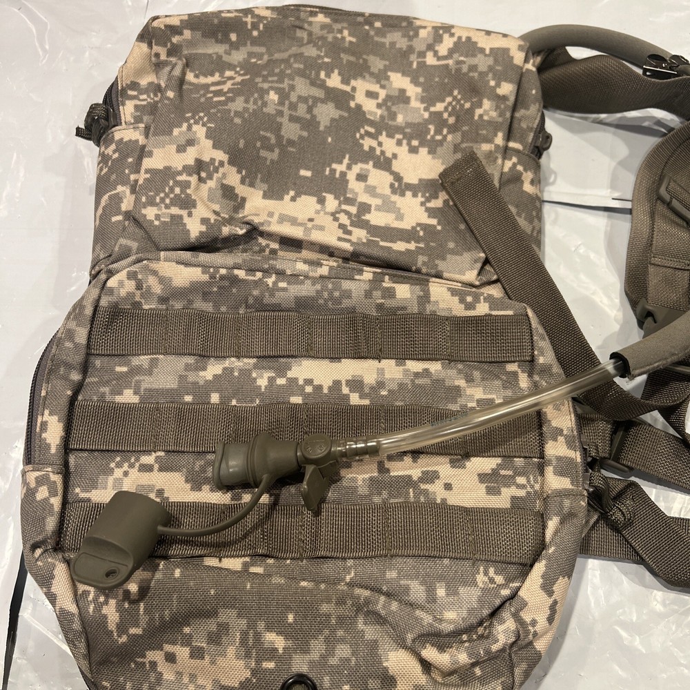 SkilCraft Hydramax Maximum Hydration System Backpack 120 fl oz ACU Camo Platypus