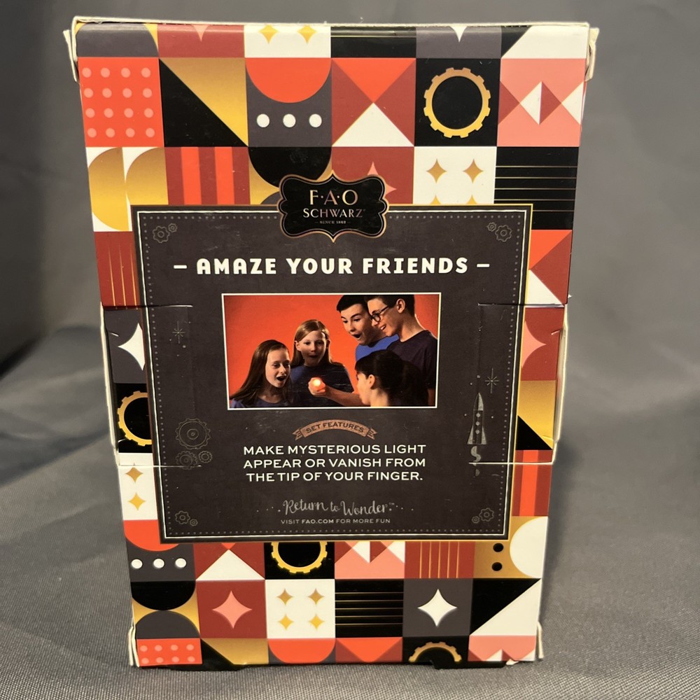 FAO Schwarz Light From Anywhere Magic Trick Set