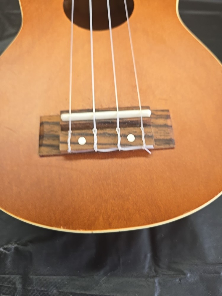 Mitchell Ukulele MU4ONT 4 String