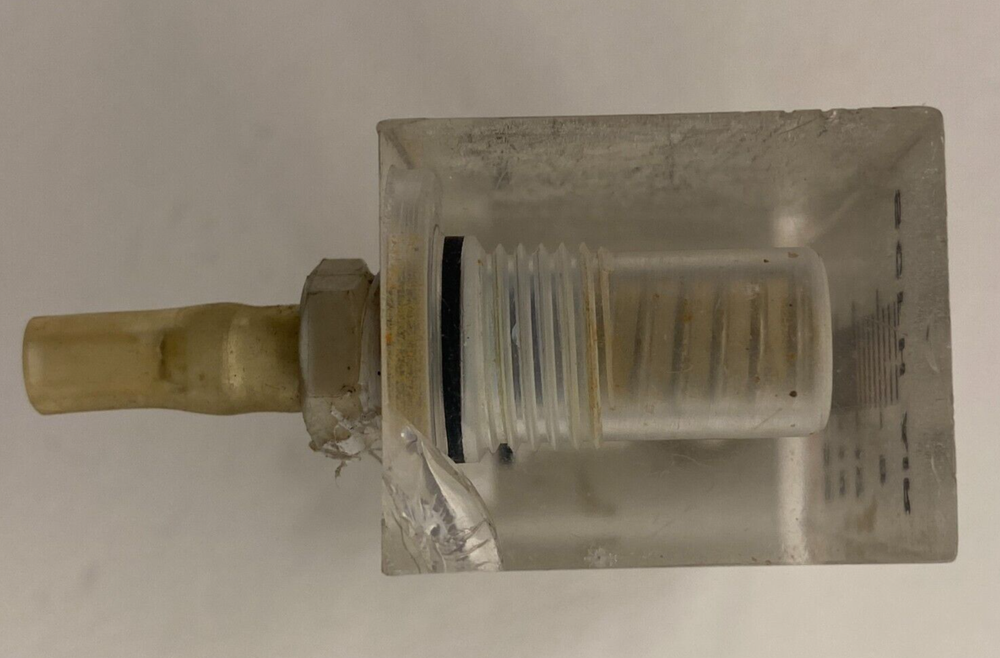 DWYER SCFH AIR 5-20 FLOW METER