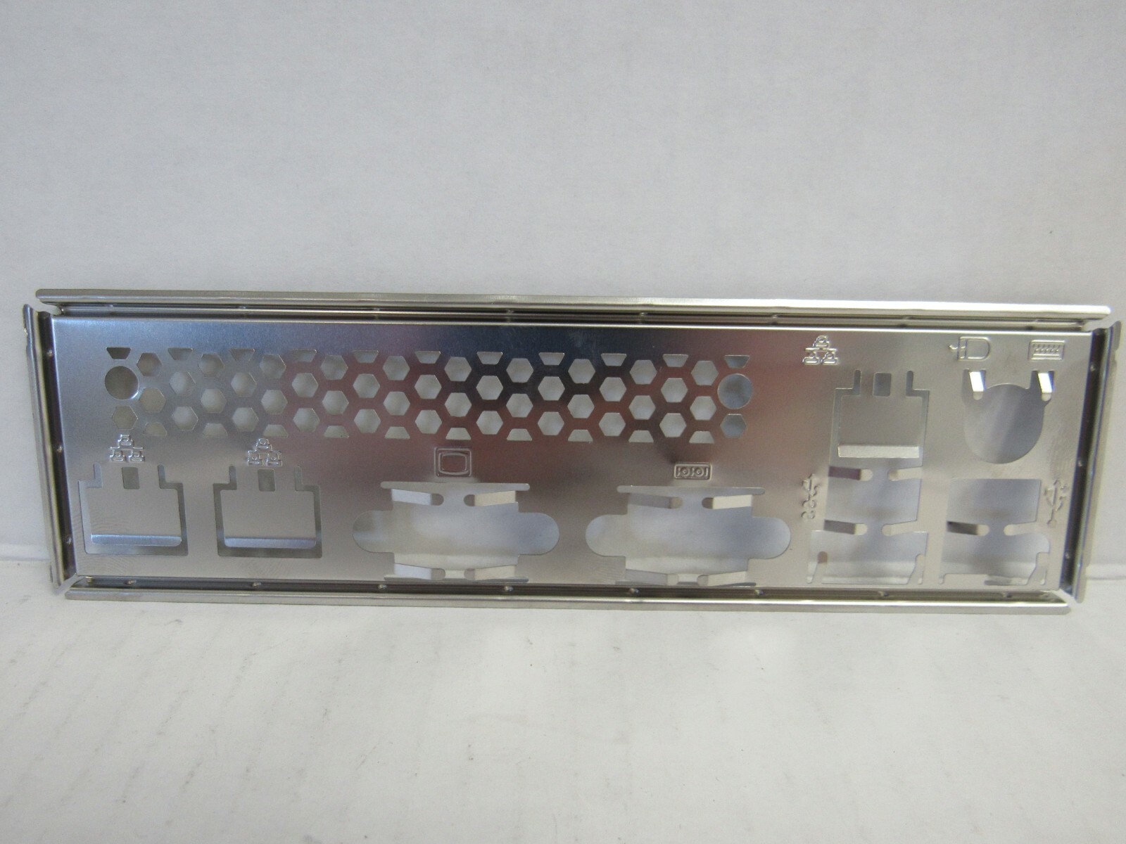 ASUS 13SB0381M01011 I/O Shield For P9D VGA USB RJ45 RS232 46-3