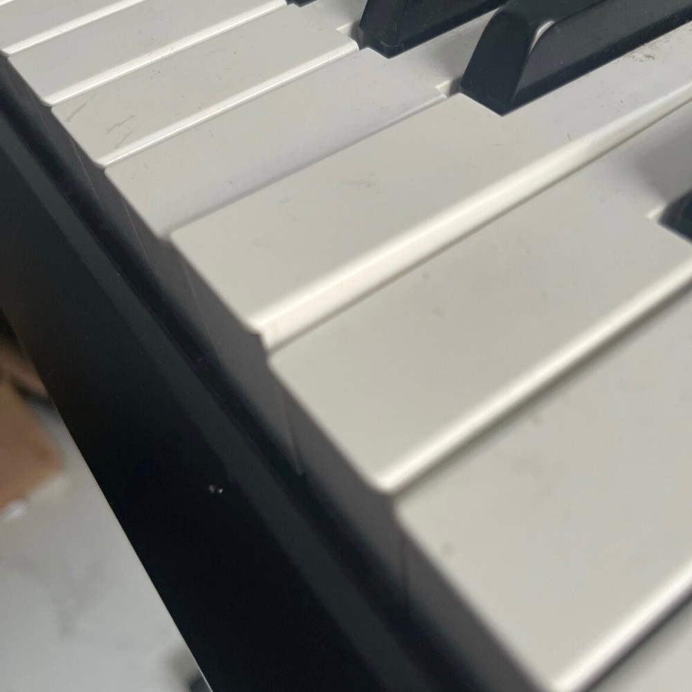 Casio CTK-2000 61-Key Electronic Keyboard Synthesizer