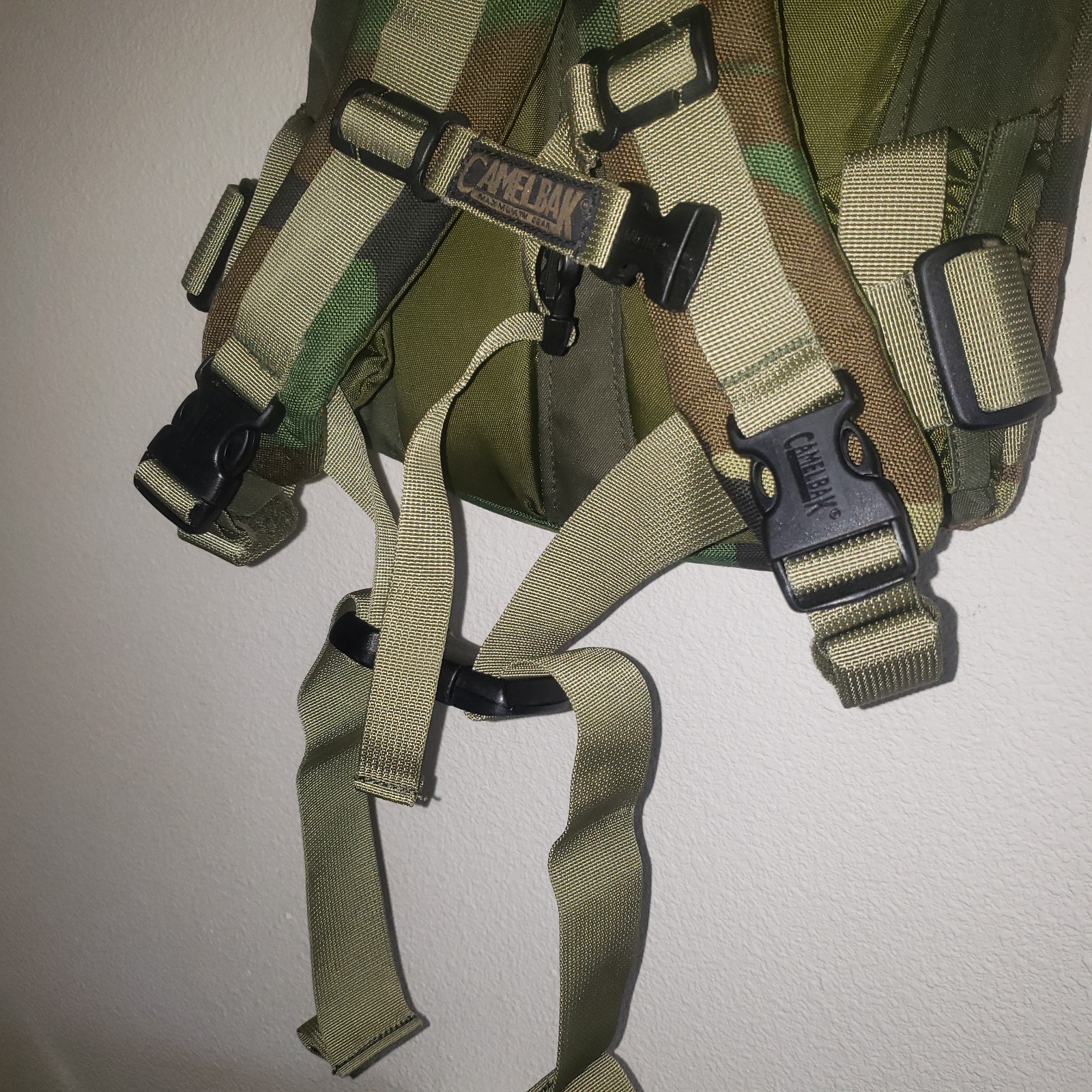 Rare Camelbak Transformer Maximum Gear Hydration Pack Backpack M81 Woodland Camo