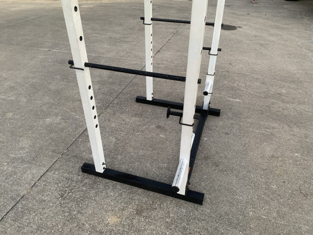 Squat Rack Power Bench Press Triceps Push Down Machine Muscle Chin Pull Up
