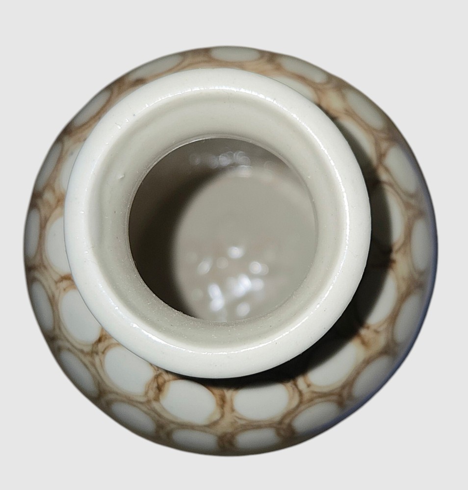 Sora Ceramic Vintage Pottery Vase Array of Circles Pattern Ivory & Cinnamon 6"