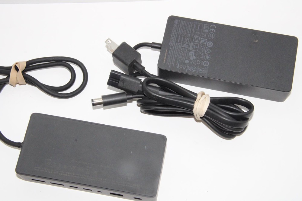 MICROSOFT 1661 Surface Pro 3 4 5 6 Docking Station and AC Adapter