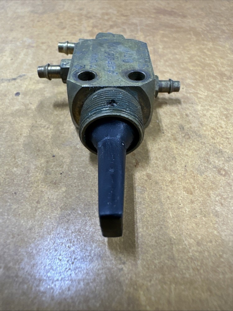 Clippard TV-4D Valve