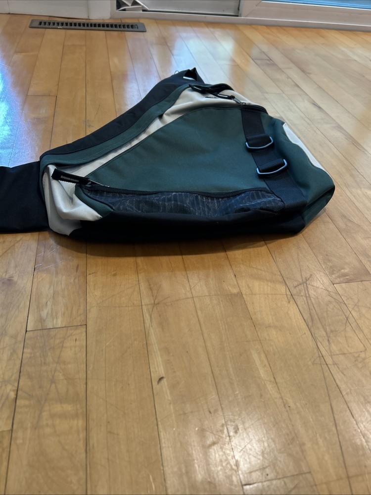 ARCO-BAG One Shoulder Single Strap Backpack Green/White/Black - NWT