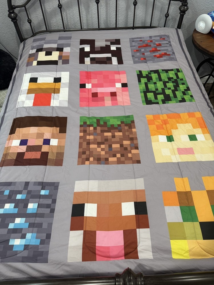 Minecraft Twin Good vs Evil Reversible Kids' Comforter