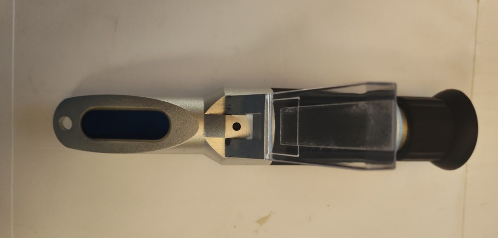 Westover Model RHB-32 Hand Held Brix Refractometer