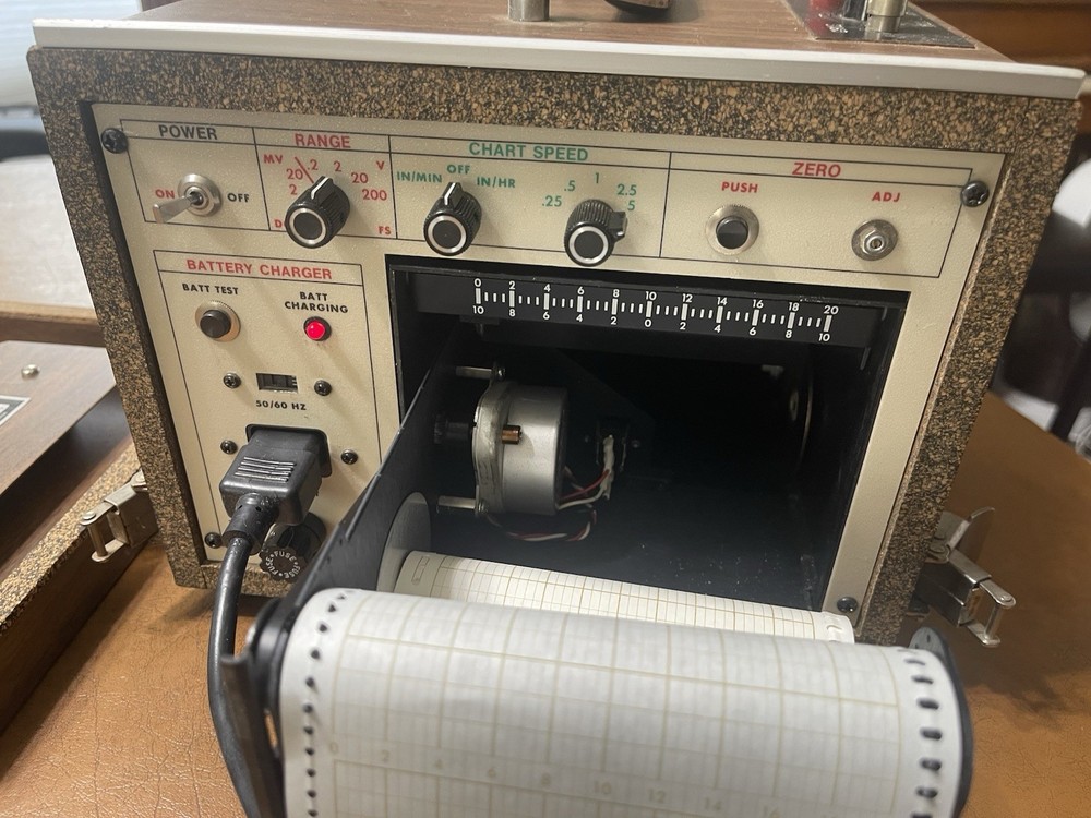 MCM Strip Chart Recorder NR-1 Pls Read