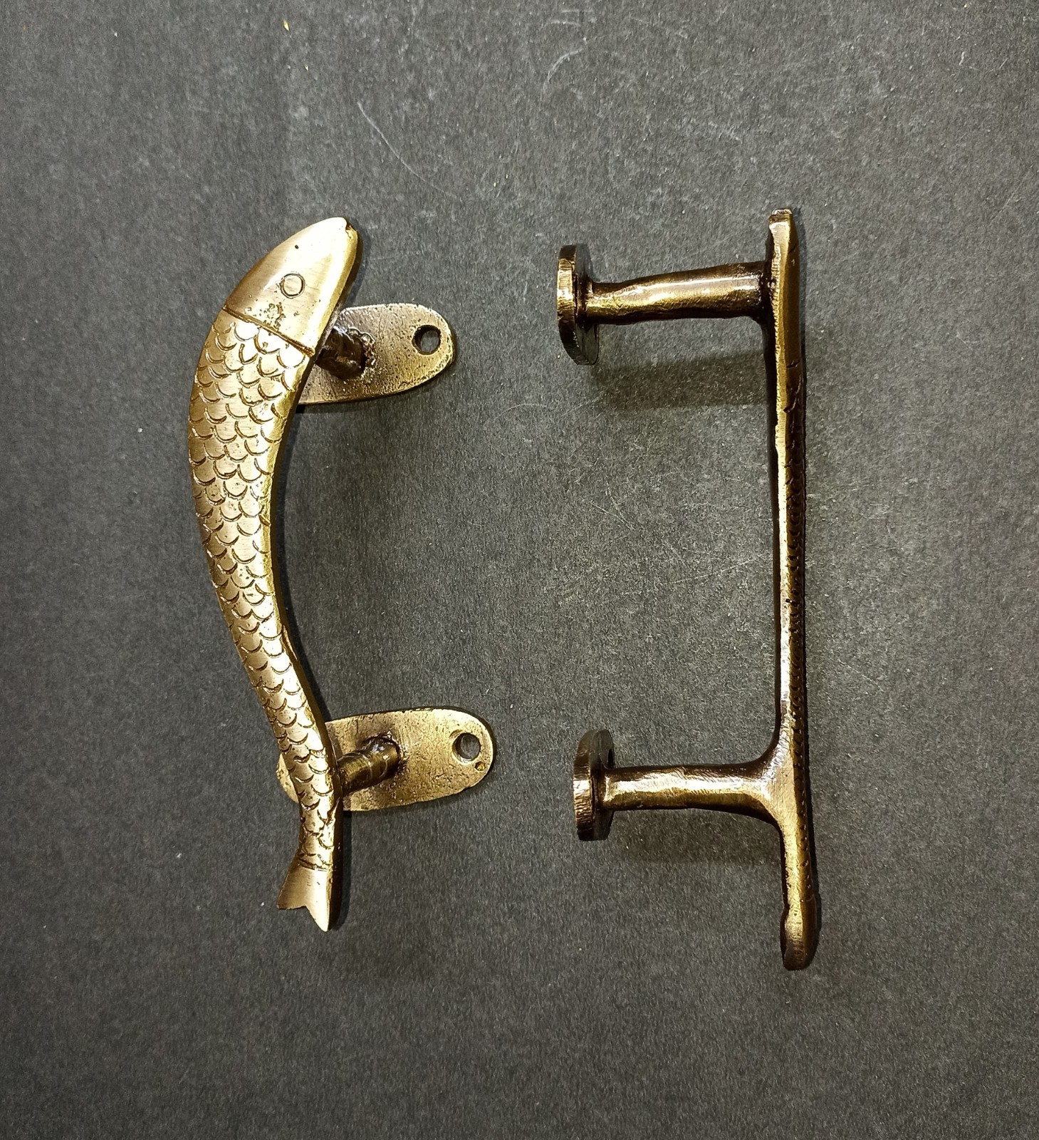 Lacquered Brass Curved Fish Home Window Pull Modern Door Grab Handle Pair AJ474