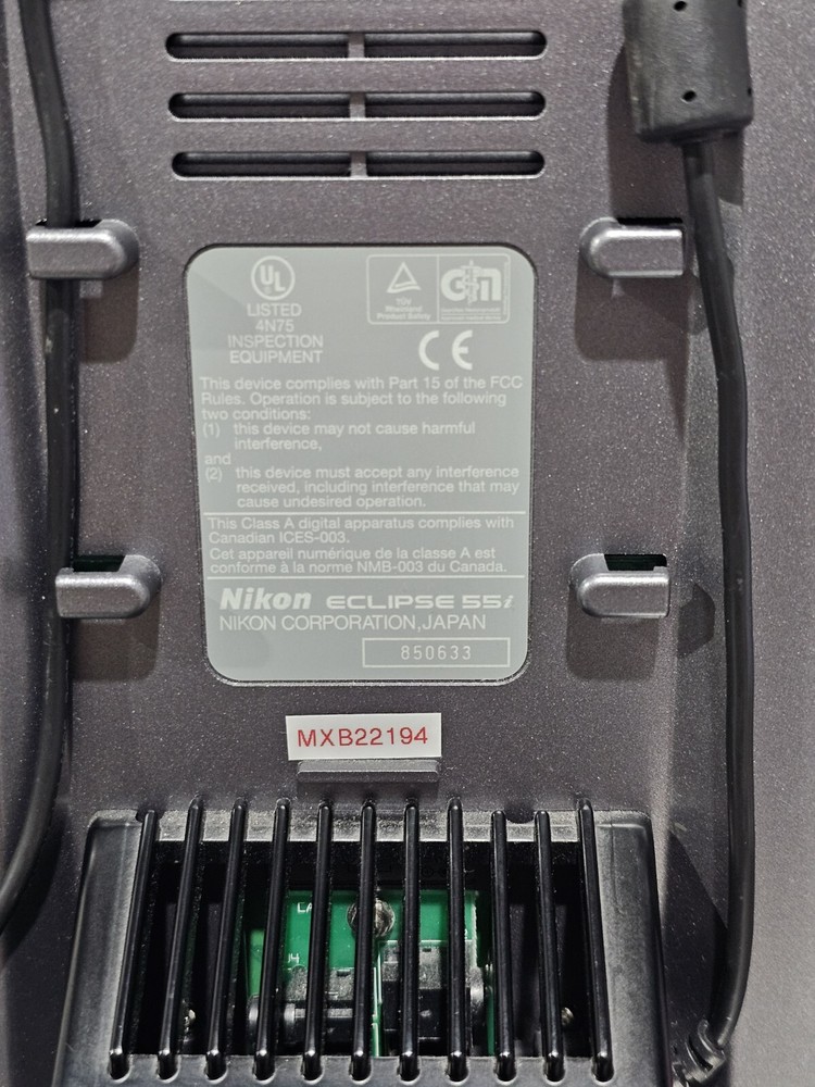 Nikon Eclipse 55i Microscope