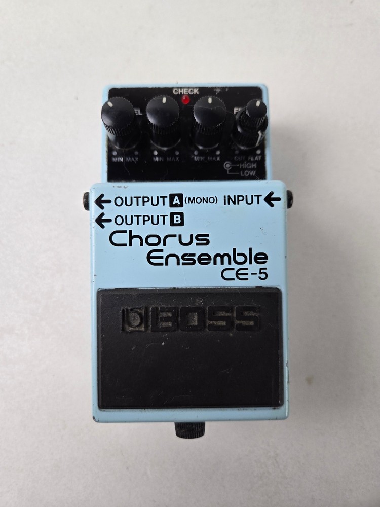 Boss CE-5 Chorus Ensemble Guitar Effect Pedal