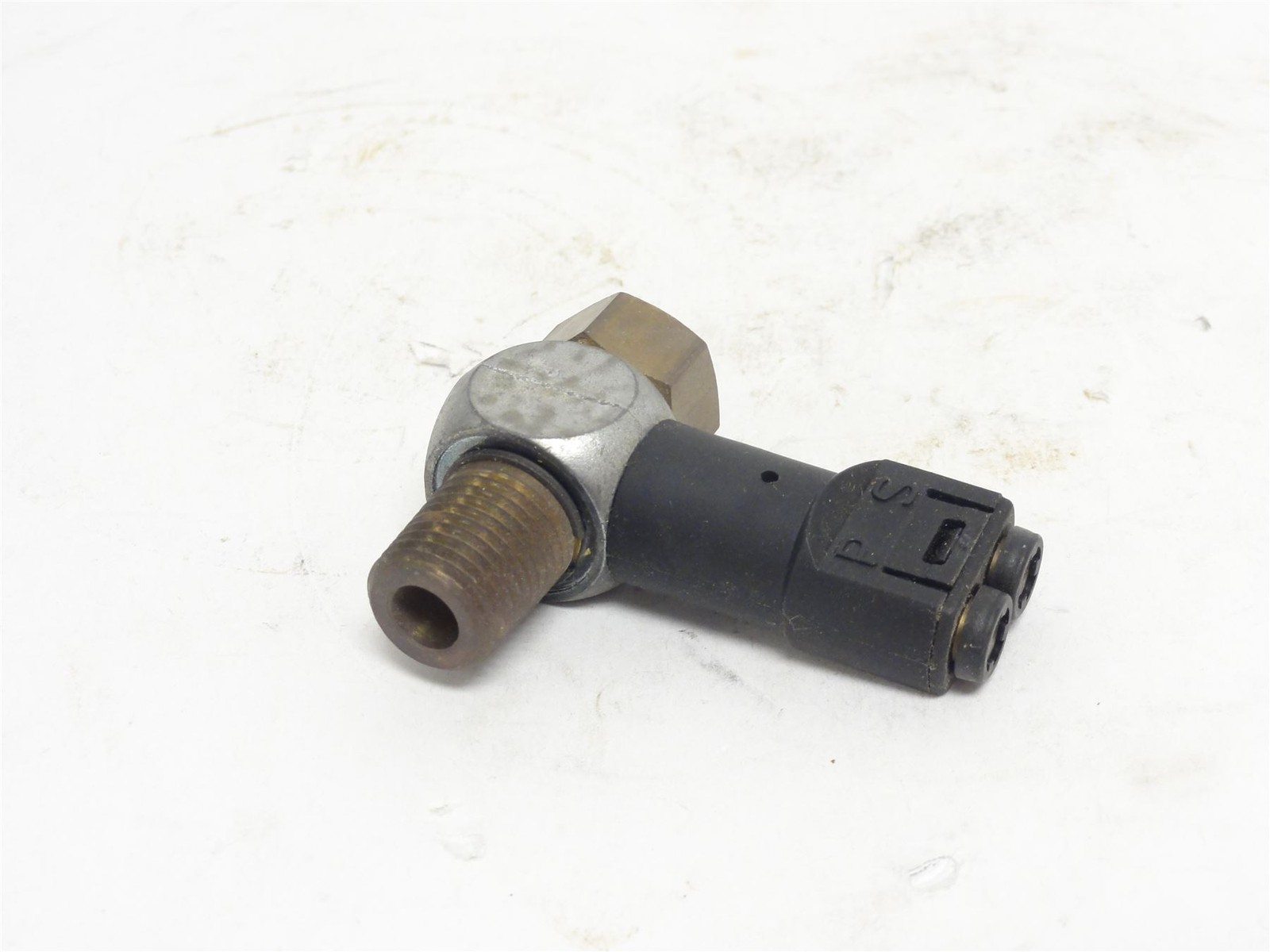 252891 Old-Stock; Tipper-Tie 215003 End Of Stroke Sensor; 1/4" To 1/4"
